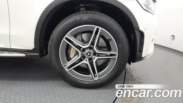 Mercedes-Benz GLC-Class 2021 — photo 5