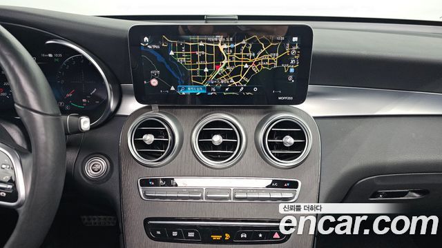 Mercedes-Benz GLC-Class 2021 — photo 14