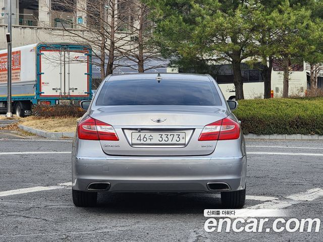 Hyundai Genesis 2012 — photo 3