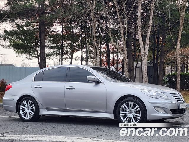 Hyundai Genesis 2012 — photo 4