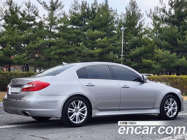 Hyundai Genesis 2012 — photo 6