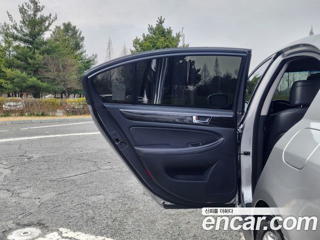 Hyundai Genesis 2012 — photo 13