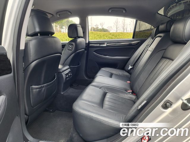 Hyundai Genesis 2012 — photo 15