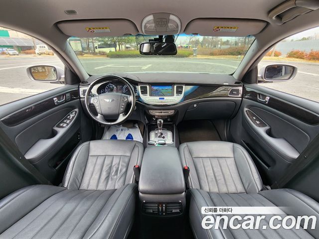 Hyundai Genesis 2012 — photo 16
