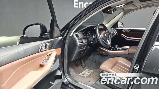 BMW X5 2022 — photo 10