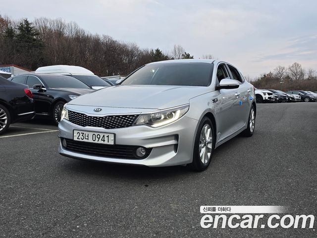 Kia K5 2016 — photo 1