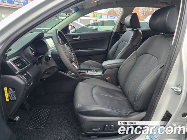 Kia K5 2016 — photo 17