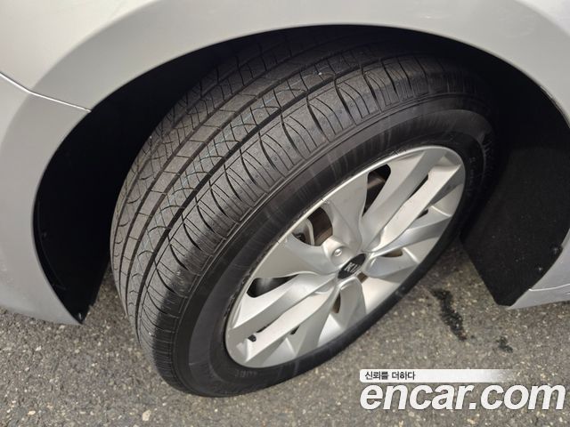 Kia K5 2016 — photo 18