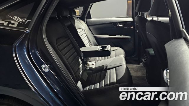 Kia K3 2022 — photo 12