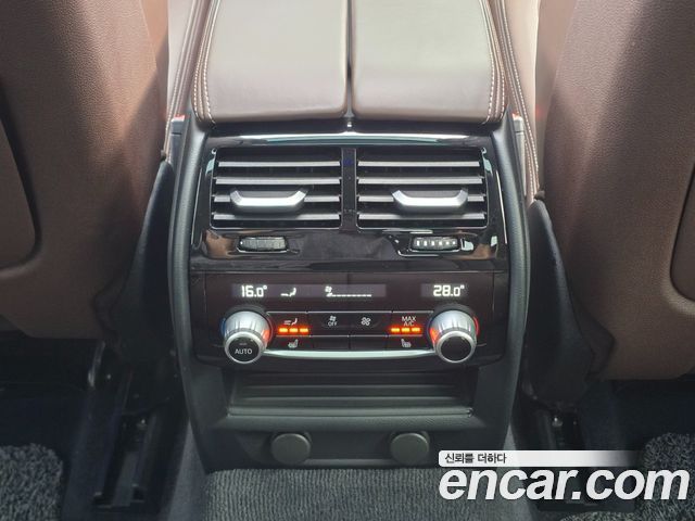 BMW Gran Turismo 2019 — photo 17