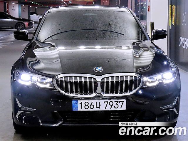 BMW 3-Series 2022 — photo 2
