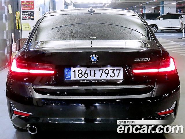 BMW 3-Series 2022 — photo 5