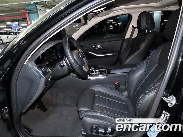 BMW 3-Series 2022 — photo 6