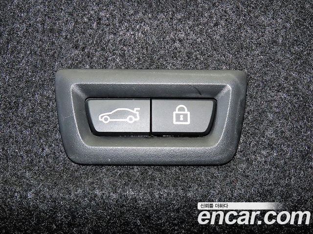 BMW 3-Series 2022 — photo 17