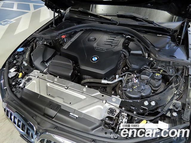BMW 3-Series 2022 — photo 19