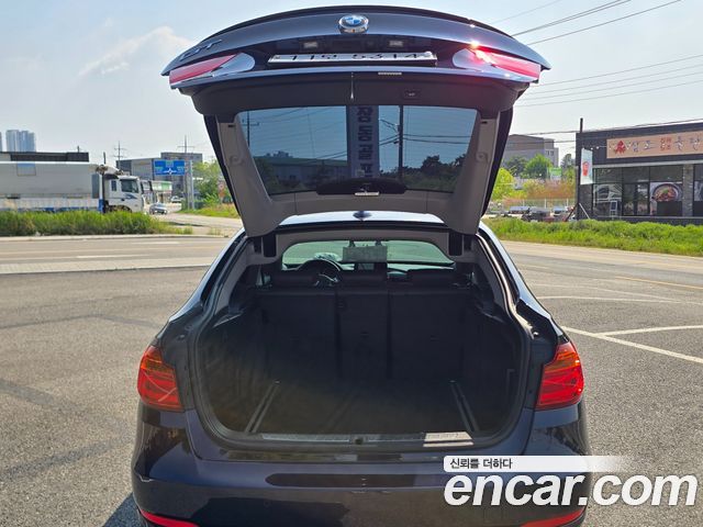BMW Gran Turismo 2015 — photo 18