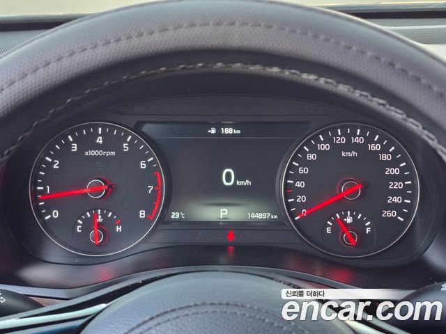 Kia K7 2017 — photo 6