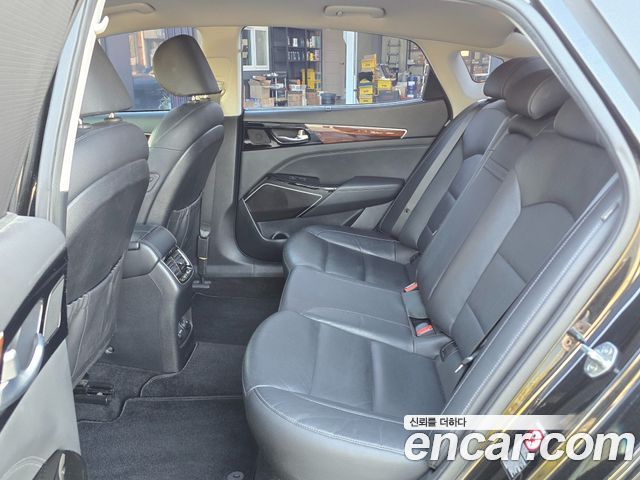 Kia K7 2017 — photo 8