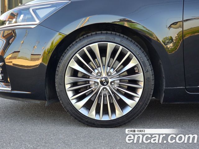 Kia K7 2017 — photo 17