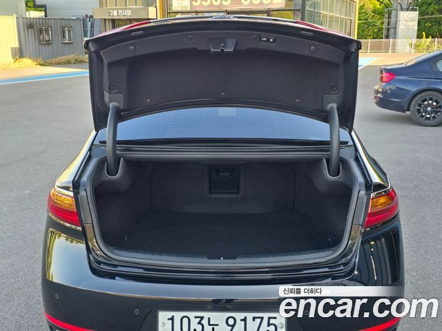 Kia K7 2017 — photo 18
