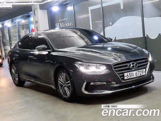 Hyundai Grandeur 2018 — photo 1