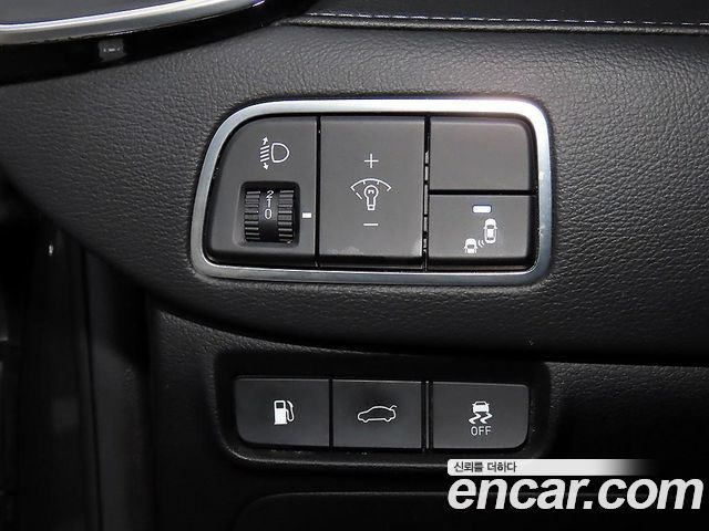 Hyundai Grandeur 2018 — photo 16