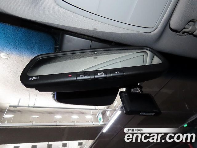 Hyundai Grandeur 2018 — photo 18