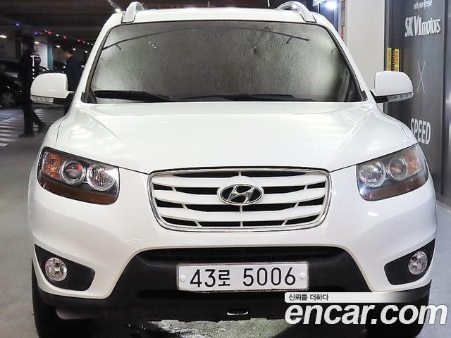 Hyundai Santafe 2011 — photo 2
