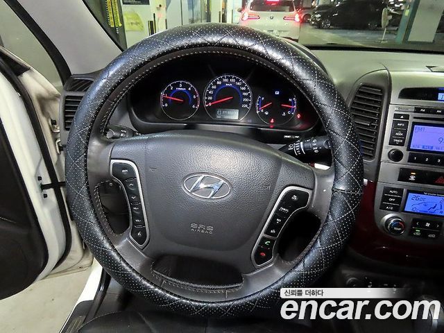 Hyundai Santafe 2011 — photo 8