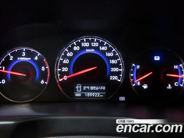 Hyundai Santafe 2011 — photo 9