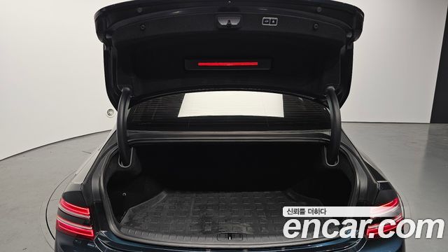 Genesis G80 2021 — photo 20