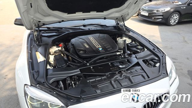 BMW 6-Series 2018 — photo 6
