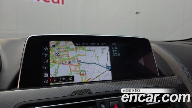 BMW 6-Series 2018 — photo 15