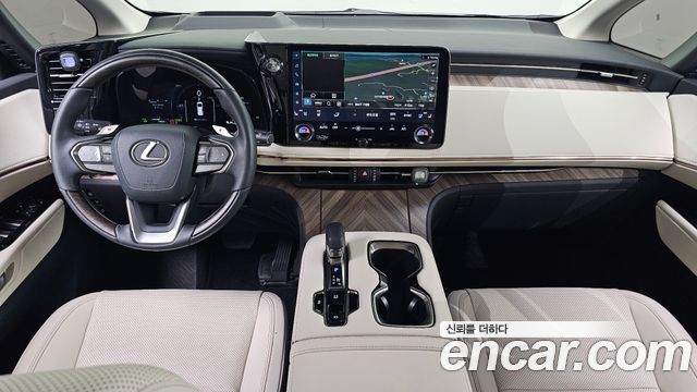 Lexus LM 2025 — photo 7