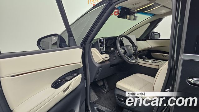 Lexus LM 2025 — photo 10
