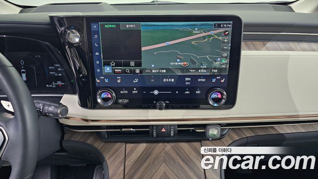 Lexus LM 2025 — photo 14