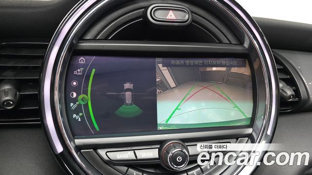 Mini Cooper 2021 — photo 14