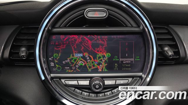 Mini Cooper 2021 — photo 15