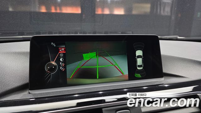 BMW 3-Series 2016 — photo 16