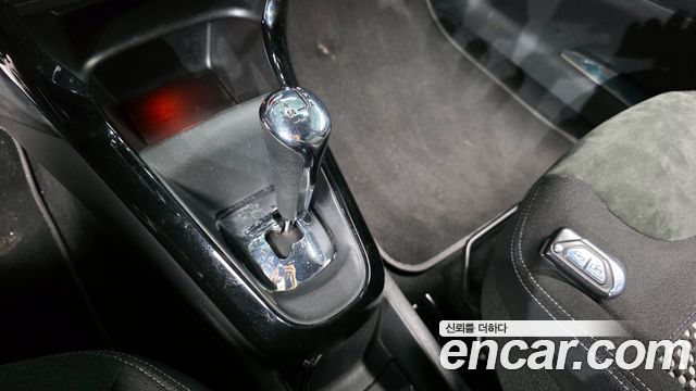 Citroën / DS DS3 2013 — photo 9