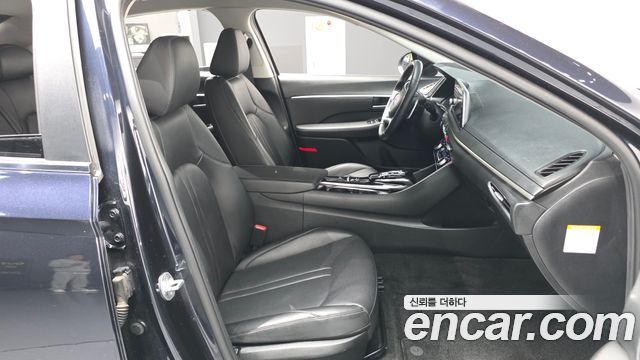 Hyundai Sonata 2021 — photo 11