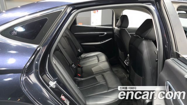 Hyundai Sonata 2021 — photo 12