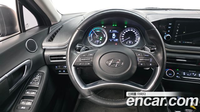 Hyundai Sonata 2021 — photo 13