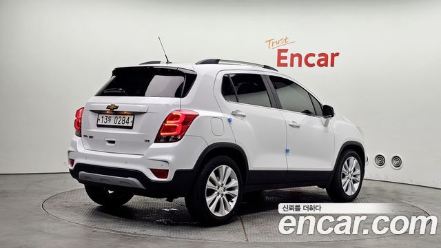 Chevrolet Korea Trax 2017 — photo 2