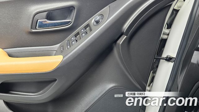 Chevrolet Korea Trax 2017 — photo 14