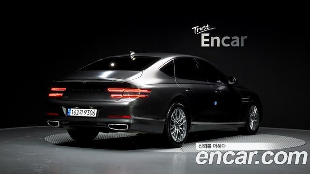 Genesis G80 2022 — photo 2