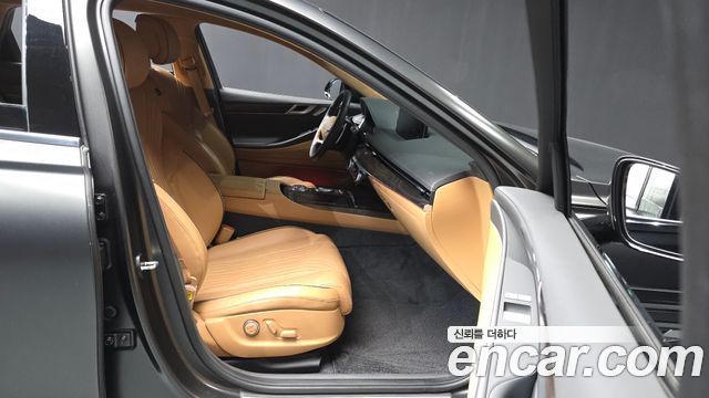 Genesis G80 2022 — photo 11