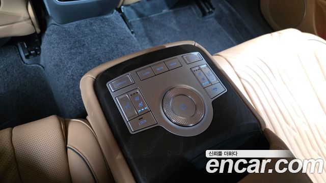 Genesis G80 2022 — photo 19