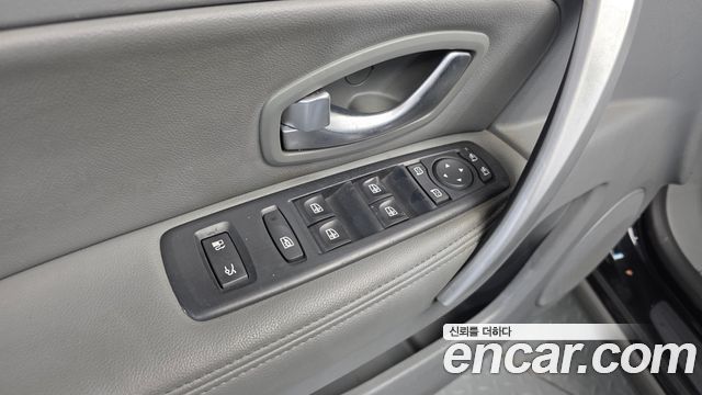 Renault Korea SM5  2011 — photo 12