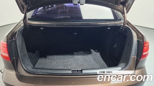 Volkswagen Jetta 2015 — photo 20